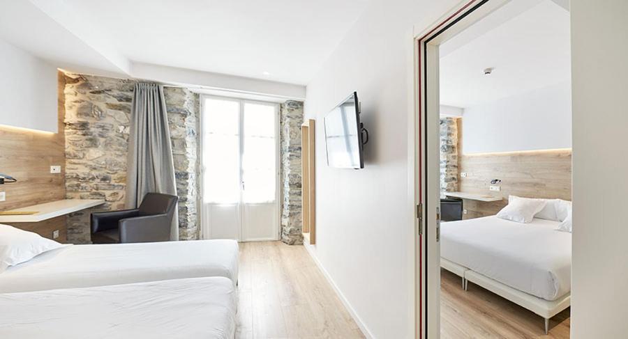 Hotel Bide Bide Tolosa Ngoại thất bức ảnh