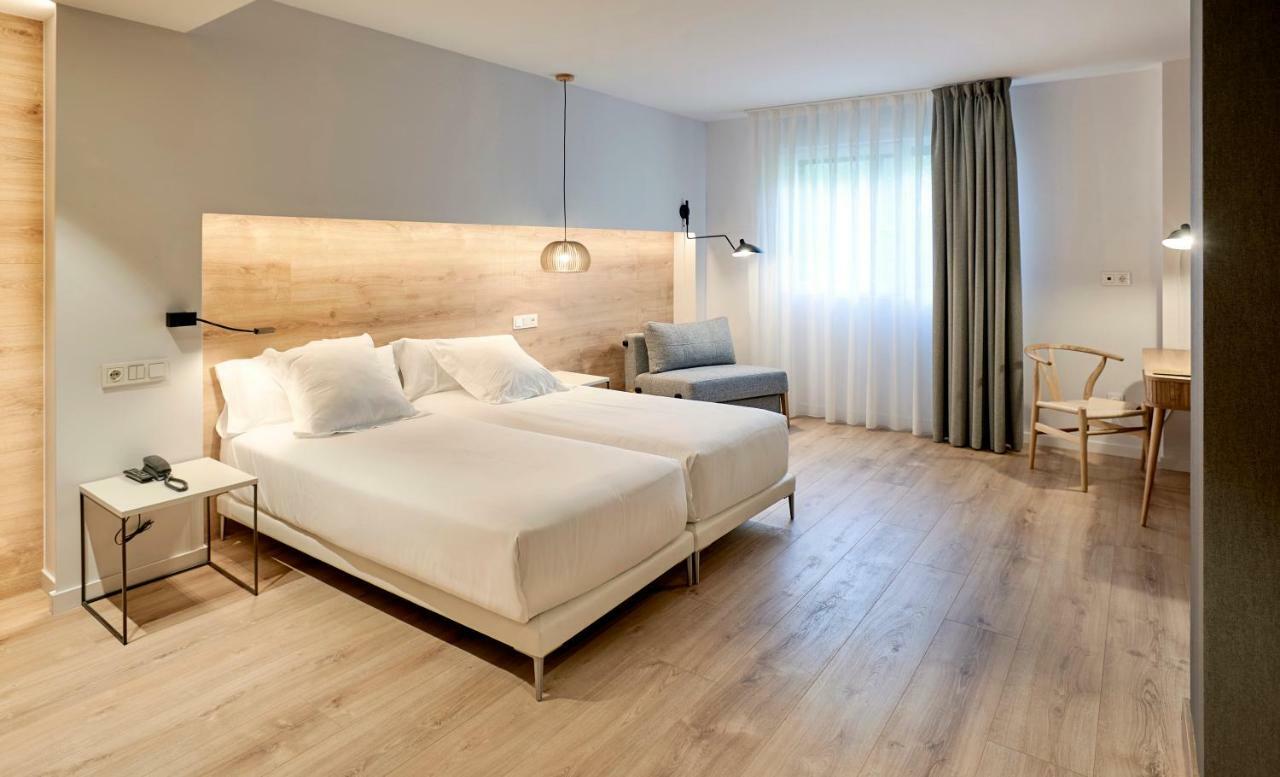 Hotel Bide Bide Tolosa Ngoại thất bức ảnh